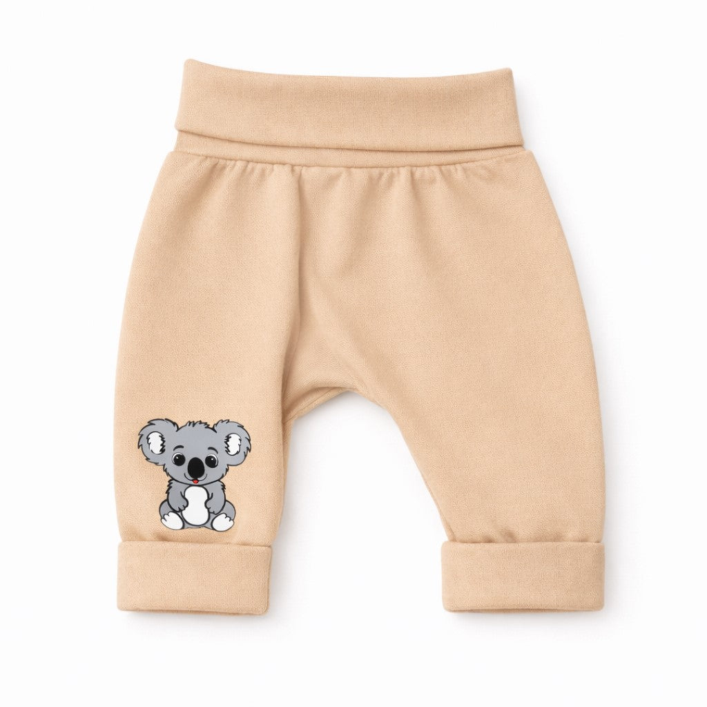 Baggy otroške hlače z motivom koale – kolekcija Ježek otroška oblačila